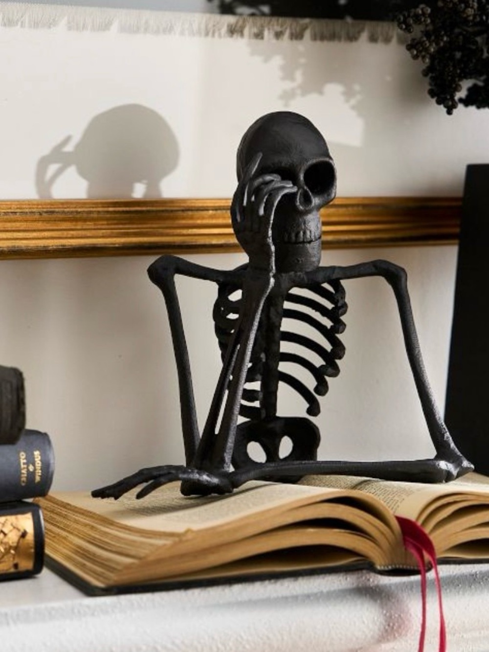 Pottery Barn Spooky Metal Walking Dead Thinking Halloween Skeleton New In Box ☠️